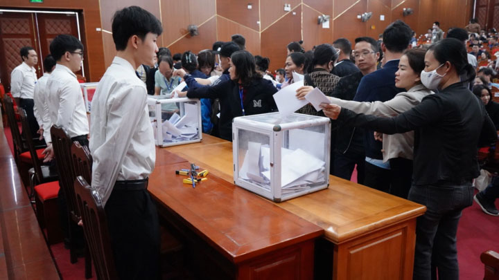 185 triệu đồng/m2 đất đấu giá Thạch Thất gây sốc: Giá thị trường thế nào?-2