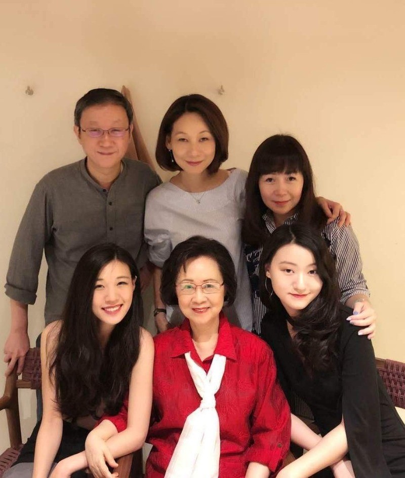 Quỳnh Dao để lại khối tài sản hơn 8.700 tỷ đồng-6