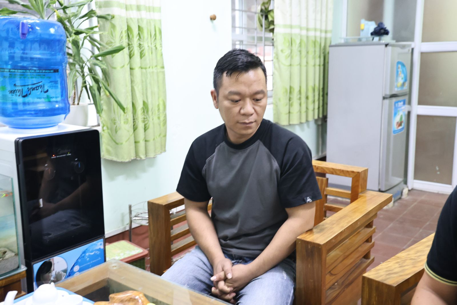 Khởi tố 13 đối tượng ghép ảnh nhạy cảm, đe dọa nạn nhân để đòi nợ-1