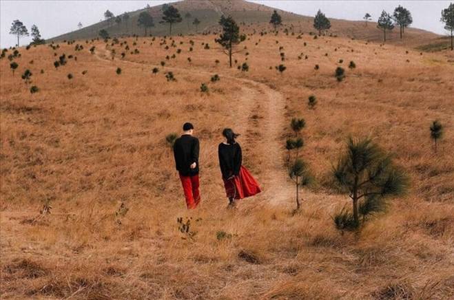 Check in đỉnh Phượng Hoàng mùa cỏ cháy-3