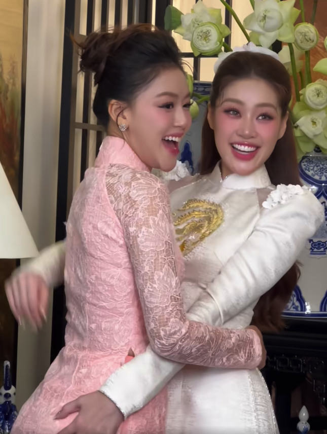 10 hoa hậu, á hậu làm phù dâu trong lễ cưới Khánh Vân-6