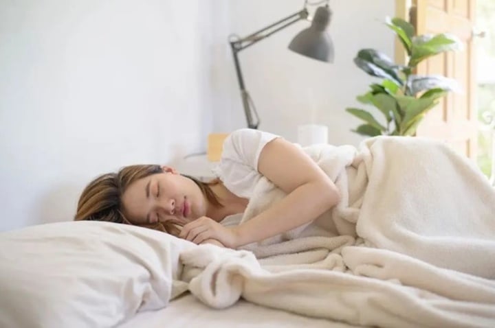 Nghiên cứu giúp bạn trả lời cho câu hỏi Đi ngủ có nên mang tất-1