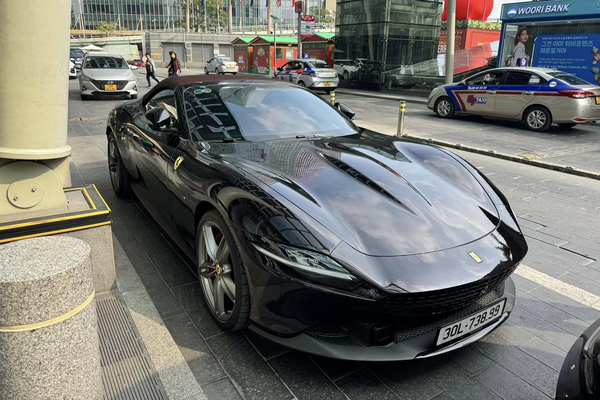 Đại gia Hà Nội tậu siêu xe Ferrari Roma mui trần giá 24 tỷ-1