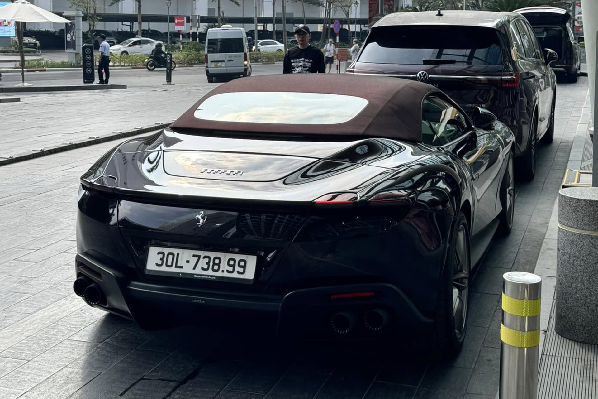 Đại gia Hà Nội tậu siêu xe Ferrari Roma mui trần giá 24 tỷ-3