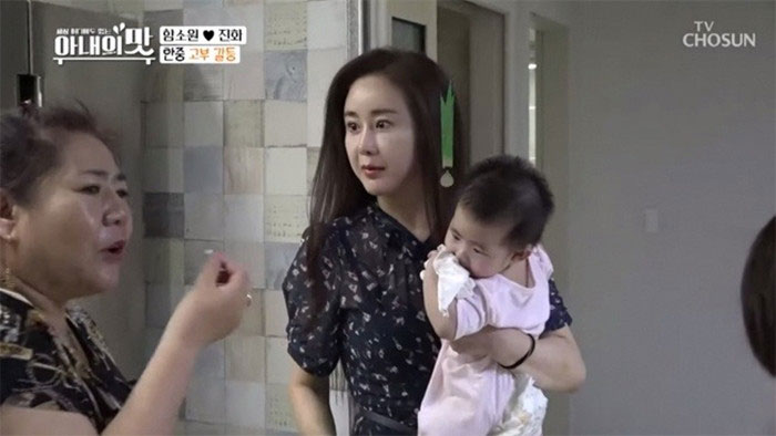 Hôn nhân lệch 18 tuổi của hoa hậu đóng phim Sex is zero kết thúc trong cay đắng-3