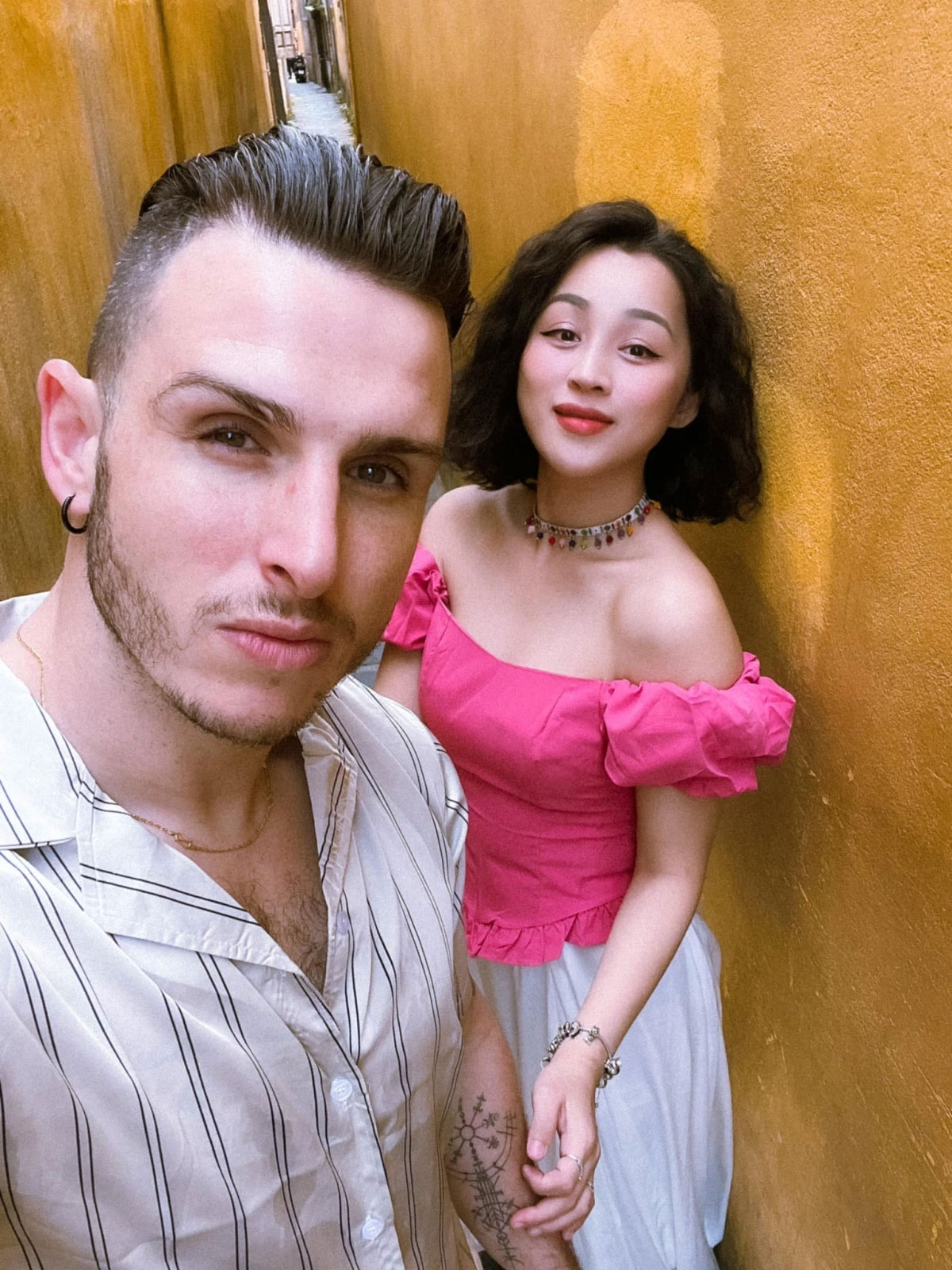 Ngưỡng mộ tình yêu của chàng Tây hot tiktoker với người vợ gốc Thanh Hóa-2