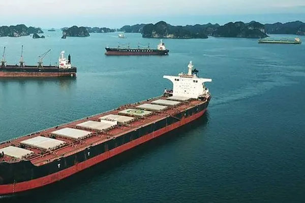 Chìm tàu cá ở Bình Thuận, 4 người chết và mất tích-2