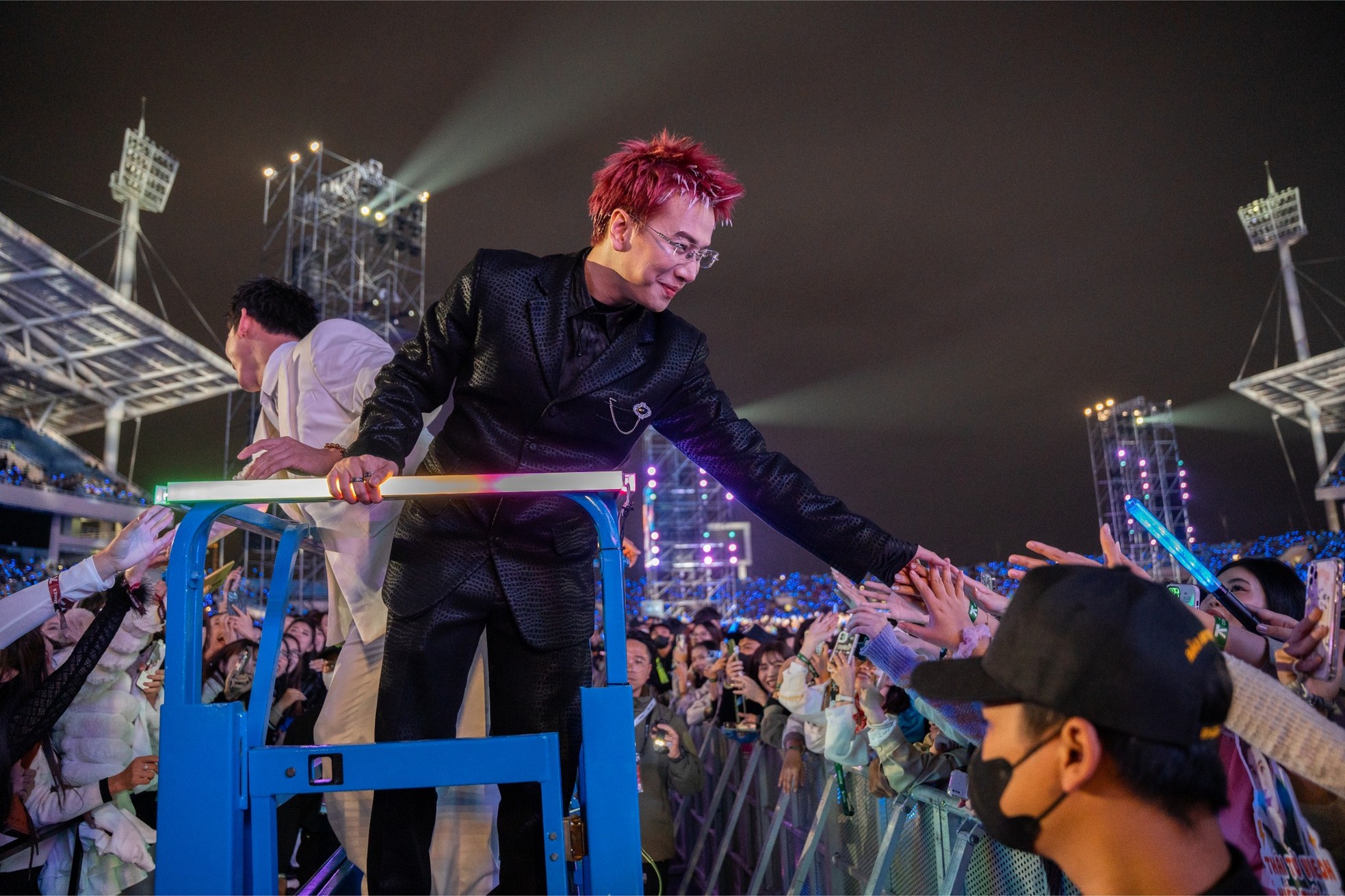 Phát ngôn gây dậy sóng của Trấn Thành tại sân Mỹ Đình-13