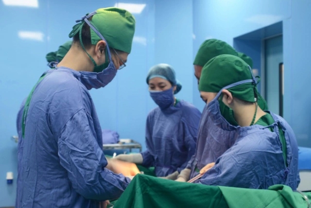 Người phụ nữ ở Quảng Ninh nhập viện gấp vì ung thư cổ tử cung tái phát từ dấu hiệu nhiều chị em Việt bỏ qua-1