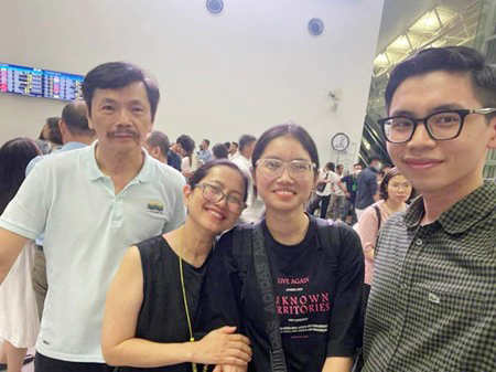 NSND Trung Anh: 26 năm hôn nhân hạnh phúc bên vợ đảm, 2 con giỏi giang-7