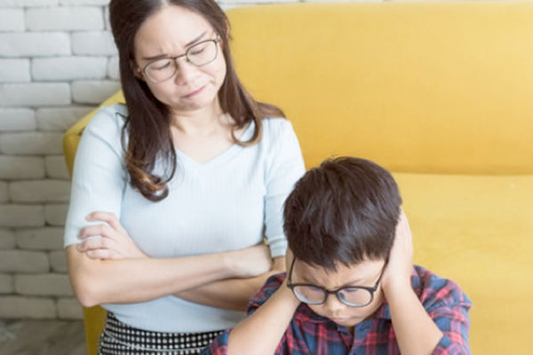 Cha mẹ già buồn vì không thể lên chức ông bà-3