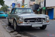 Ông Đặng Lê Nguyên Vũ tậu xế cổ Mercedes-Benz 280 SL