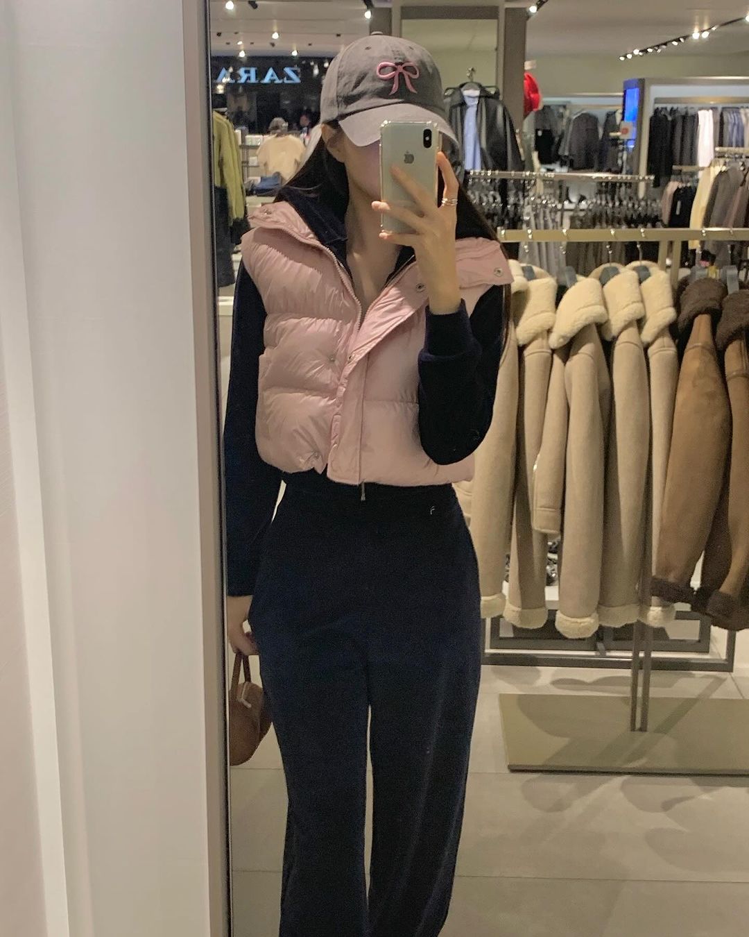 4 kiểu áo phao vừa ấm vừa tôn dáng trong mùa lạnh-8