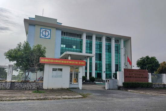 Phó Giám đốc Sở Giáo dục Cà Mau bị tố thiếu tinh thần trách nhiệm