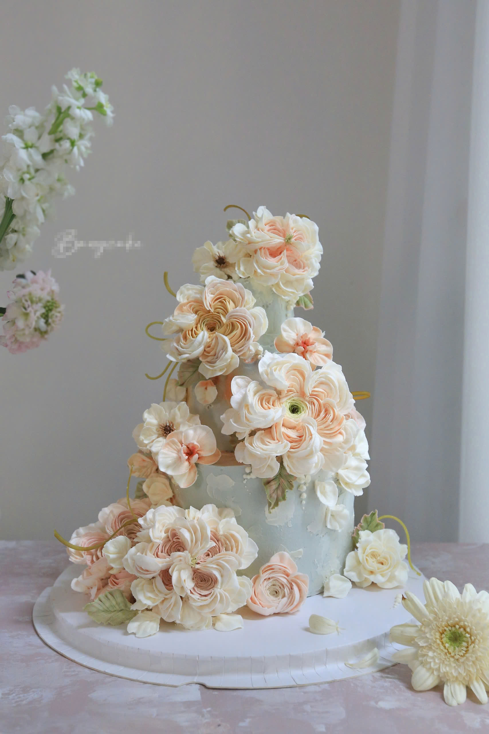 Bỏ việc văn phòng, người mẹ ở Hà Nội làm bánh hoa 10 triệu đồng gây tranh cãi-7