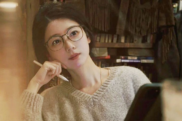 Mẹ chồng xúi con trai làm điều này vì con dâu có học thức cao-1