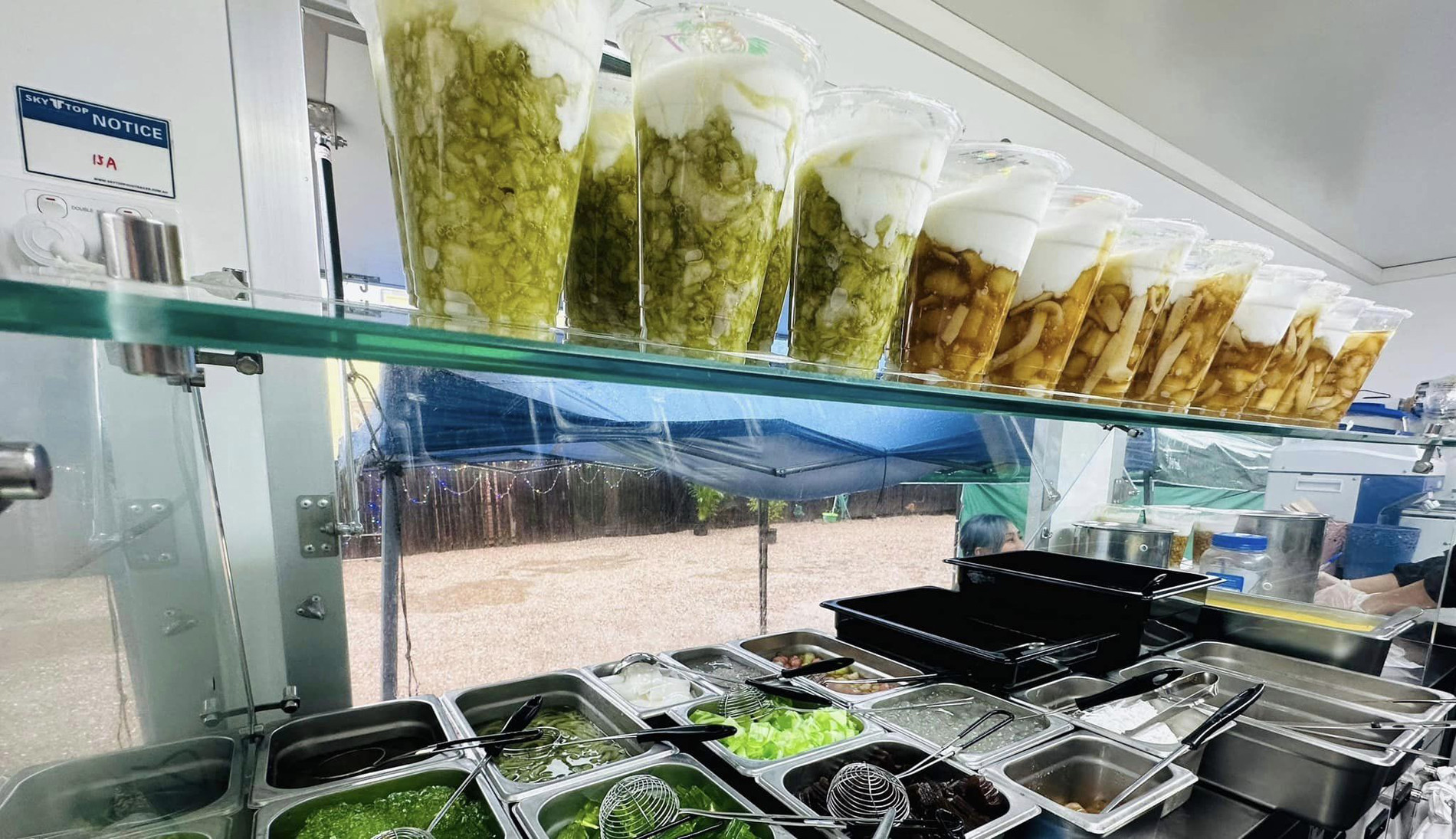 Người phụ nữ Việt bán chè trên xe tải ở Úc, mỗi ngày tiêu thụ vài trăm ly-6