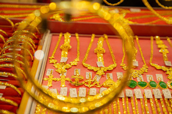 Động thái của Trung Quốc đẩy giá vàng thế giới tăng mạnh-2