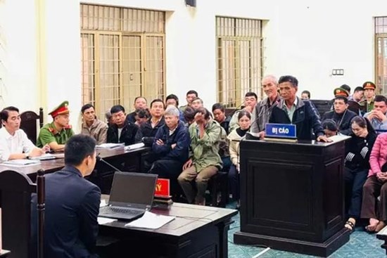 Lý do cha mẹ đi tù, con không bị xử lý vụ làm giả giấy tờ tránh nghĩa vụ quân sự