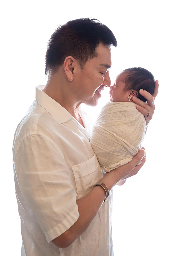 Nam nghệ sĩ Việt có con ở tuổi U70 lại gây sốc với diện mạo trẻ như đôi mươi-4