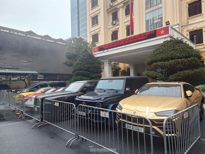 Cận cảnh dàn siêu xe bị tạm giữ trong vụ Phó Đức Nam - Mr Pips-1