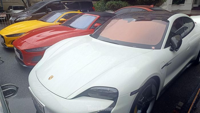 Cận cảnh dàn siêu xe bị tạm giữ trong vụ Phó Đức Nam - Mr Pips-9