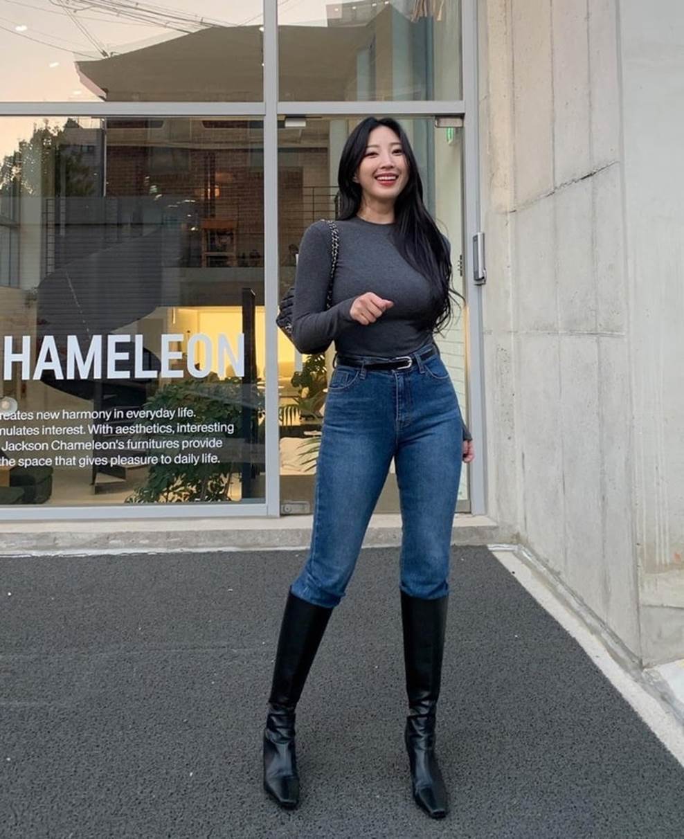 Phụ nữ cao 1m50 có nên mang boots cao cổ?-1