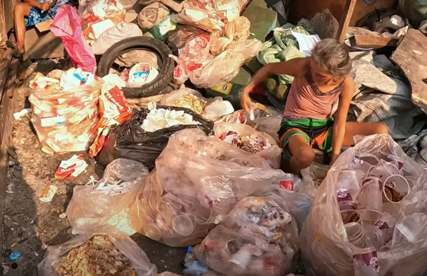 Khách Việt ghé khu ổ chuột ở Philippines, ngỡ ngàng thấy cảnh trên đường-3