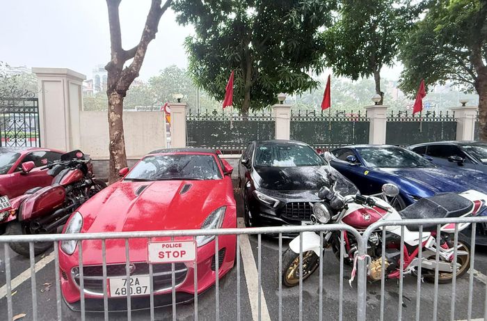 Nơi tạm giữ 31 ô tô siêu sang của siêu lừa TikToker Mr Pips Phó Đức Nam-3