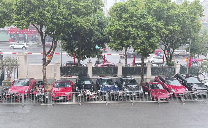 Nơi tạm giữ 31 ô tô siêu sang của siêu lừa TikToker Mr Pips Phó Đức Nam-6