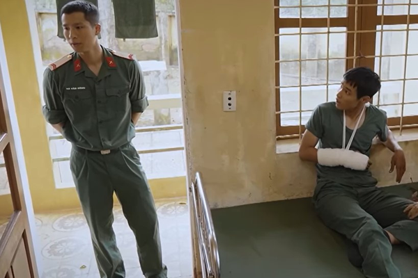 Không thời gian tập 11: Đại xúc động nghe bố kể về đồng đội-3