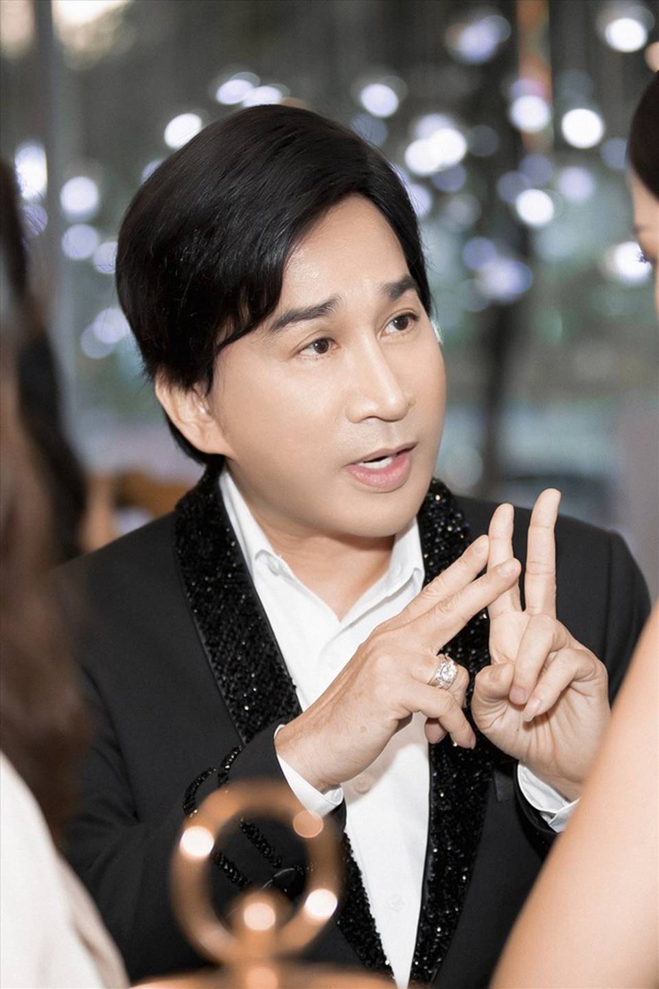 NSƯT Kim Tử Long: Chỉ là người bình thường sau những vai diễn-1