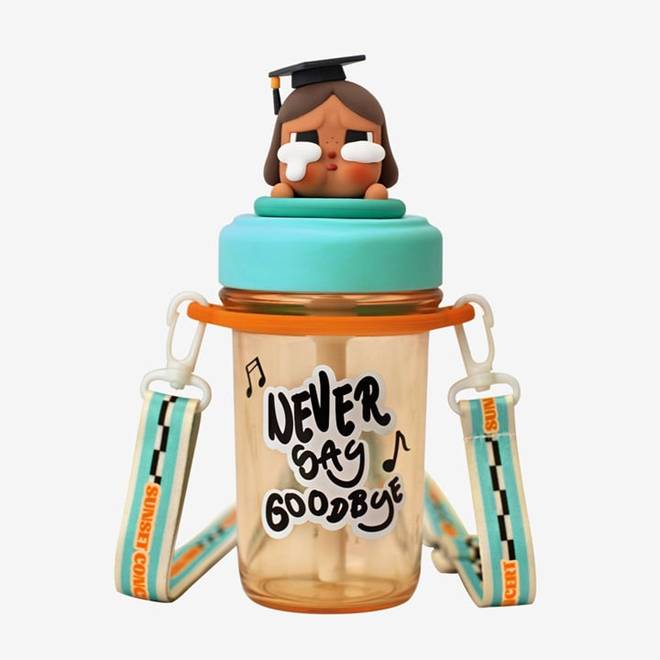 Sau cơn sốt Labubu, giới trẻ lại điên đảo vì búp bê khóc Crybaby-7