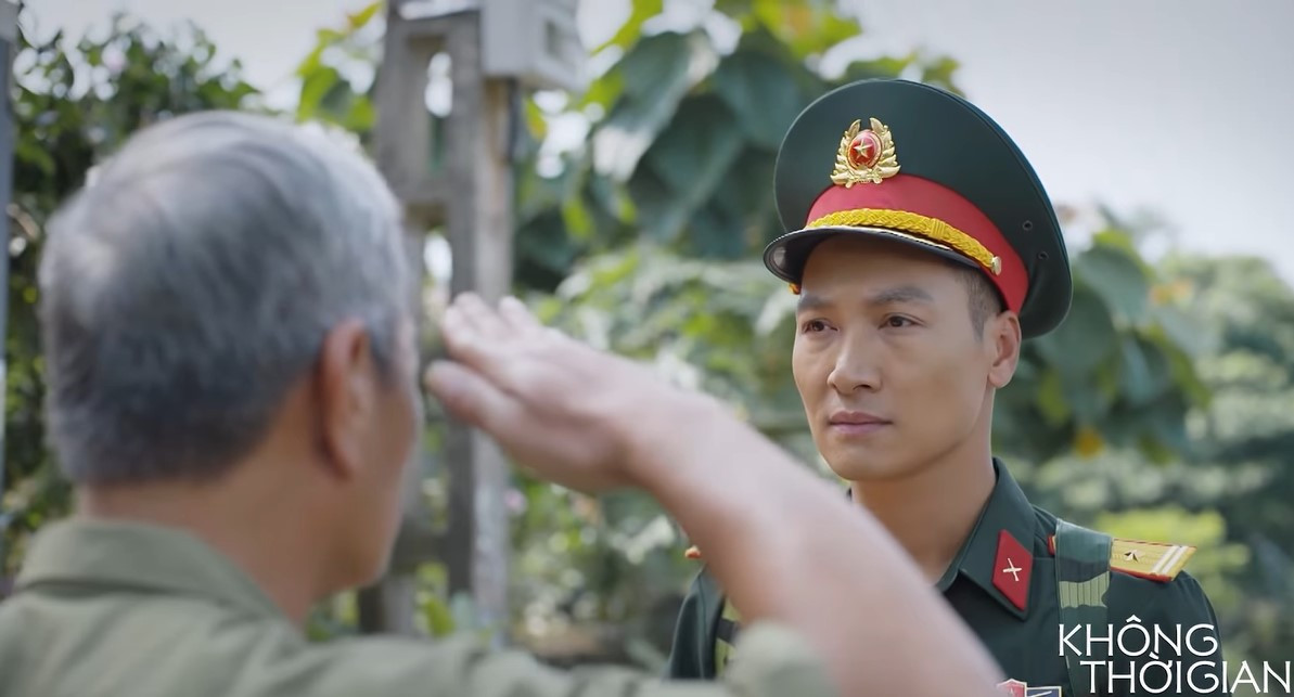 Không thời gian tập 11: Đại xúc động nghe bố kể về đồng đội-2