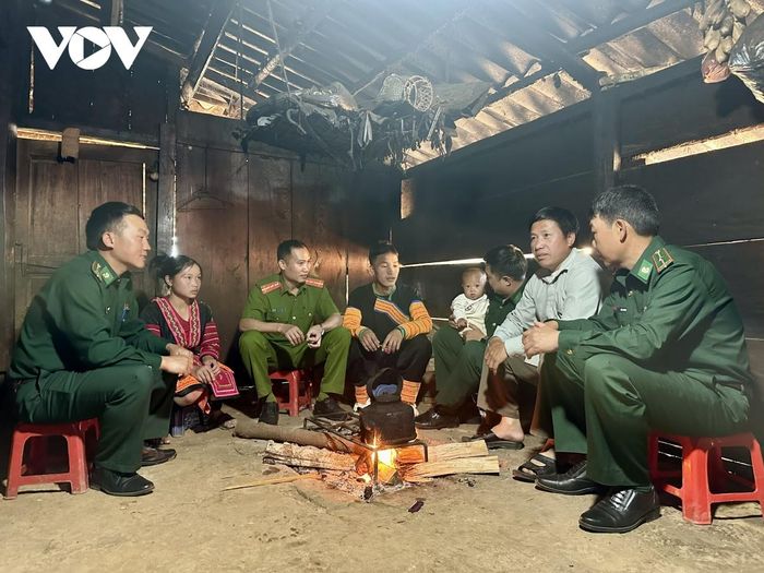 Cảnh giác trước thủ đoạn mai mối, kết hôn với người nước ngoài ở vùng biên-2