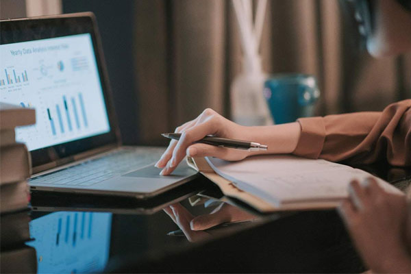 Cuộc sống hiện tại của nữ sinh từng bị cướp suất vào đại học 20 năm trước-2