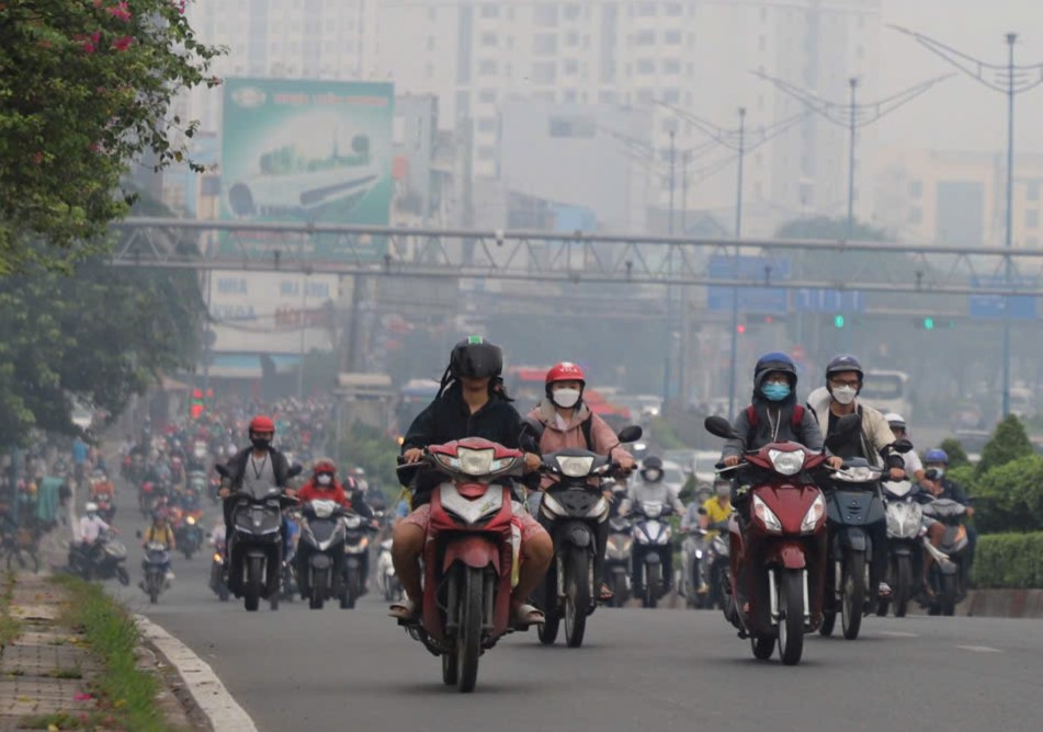 Căn bệnh khiến nhiều người ở thành phố lớn mất khứu giác, đau đầu-1