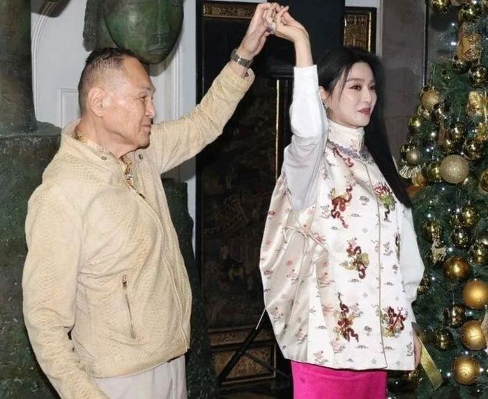 Phạm Băng Băng bên vị tỷ phú U90-3