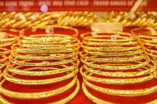 Giá vàng hôm nay 16/12/2024 tăng, chờ quyết định từ Fed-2