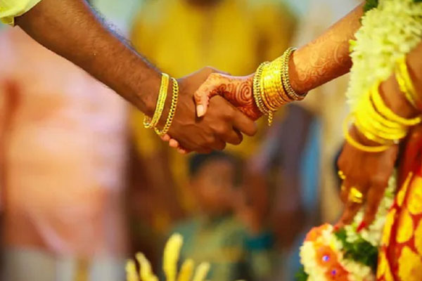 Cô dâu chuốc thuốc mê chú rể trong đêm tân hôn-2