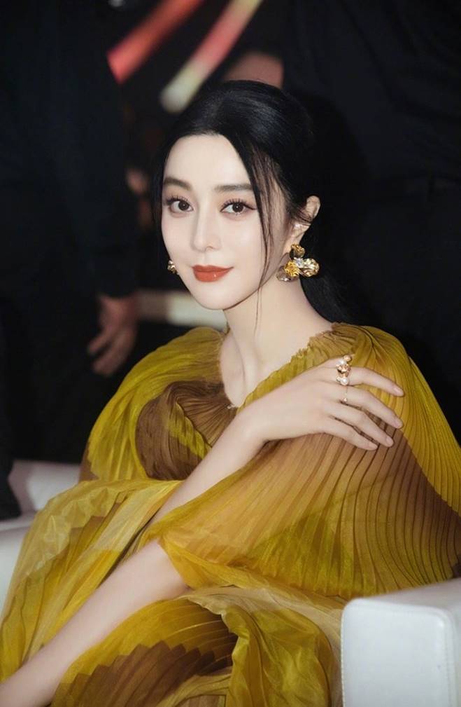 Sao Hoàn Châu cách cách’ chìm trong scandal, người duy nhất may mắn là ai?-4