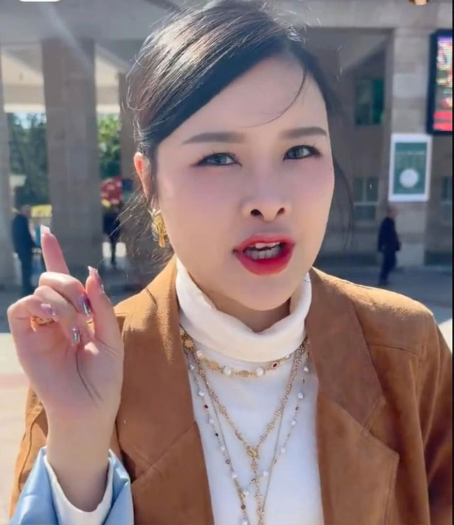 Ra chợ mai mối để kiếm chồng, cô gái bị từ chối vì chiều cao không đạt chuẩn-1