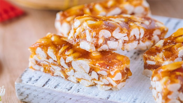 Cách làm kẹo lạc để nhâm nhi dịp Tết-1