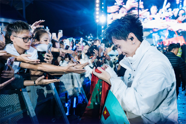 Đường tình của Soobin: Nghi vấn hẹn hò Hoa hậu, từng thừa nhận là dân chơi-4