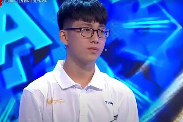 Hot girl liên minh huyền thoại ẵm vòng nguyệt quế tuần Đường lên đỉnh Olympia-4