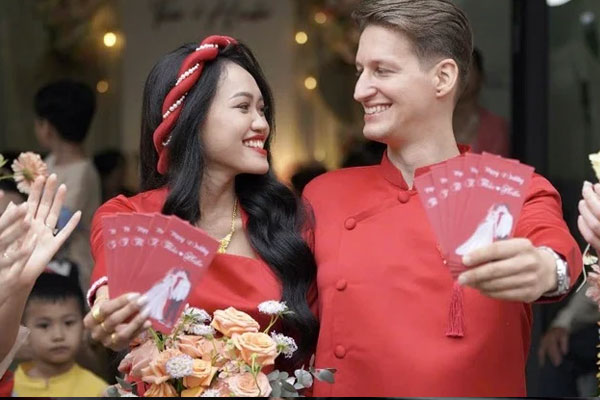 Sự thật clip cô dâu Sóc Trăng thất thần trước mâm quả sơ sài của nhà trai-6