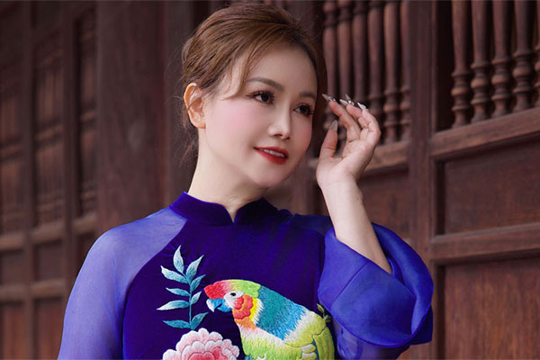 Phản ứng của Hoàng Yến khi bị mỉa mai lấy nhiều chồng-3