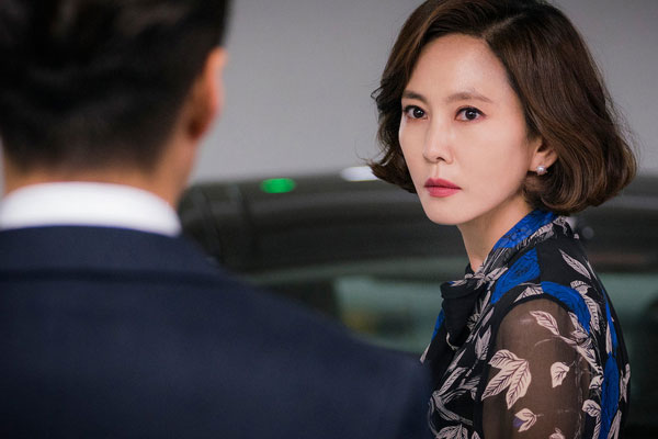 Chồng lấy cớ chăm con riêng để qua đêm nhiều lần với vợ cũ-2