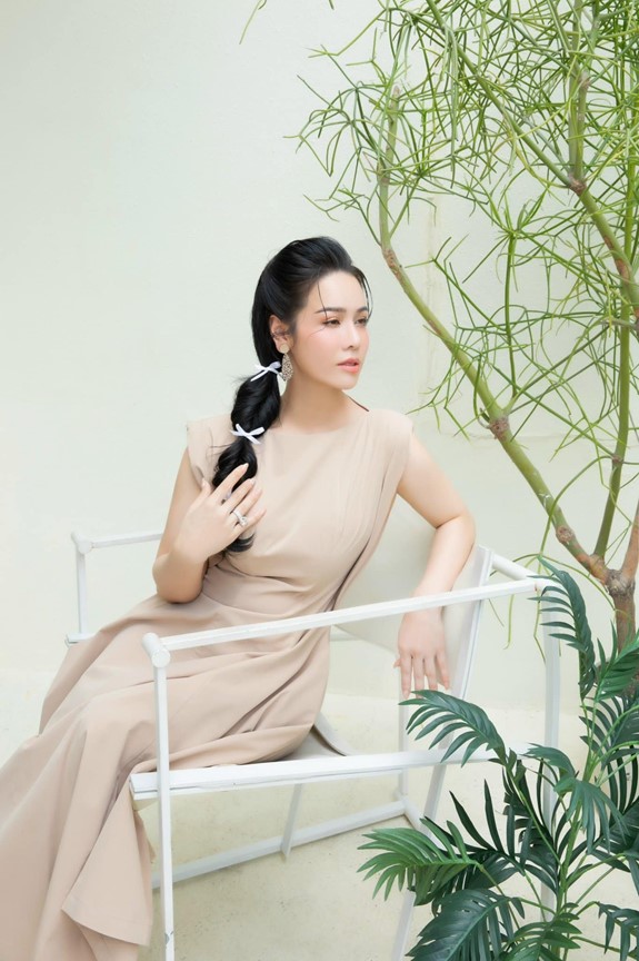 Trước khi sinh em bé thứ 2, ca sĩ Nhật Kim Anh sở hữu tài sản khủng thế nào?-3