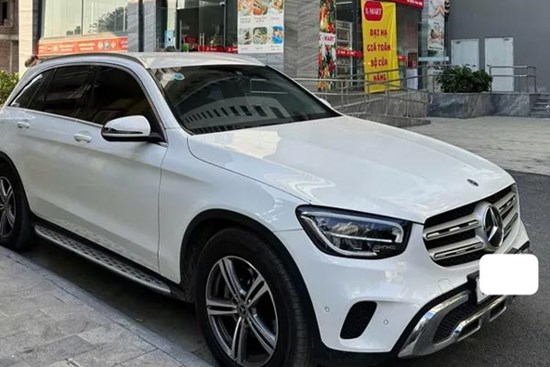 Vụ mua xe Mercedes GLC 200 bị tua hơn 50.000km: Bên bán có dấu hiệu gian dối